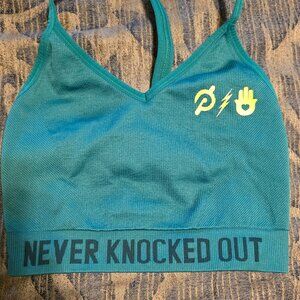 Green Never Knocked Out Top and Bottom